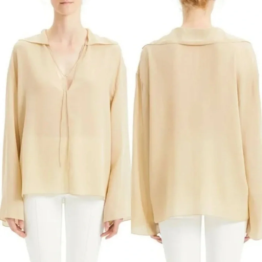 Theory 100% Silk SAILOR TOP M
Pale Oat
Light fluid crepe - Picture 6 of 6